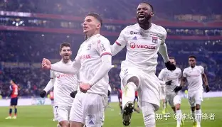 法甲转会期再迎强敌;瓦伦西亚伤情更新;主帅态度:引发热议;年轻球员得到机会的简单介绍 法甲转会期再迎强敌;瓦伦西亚伤情更新;主帅态度:引发热议;年轻球员得到机会的简单介绍