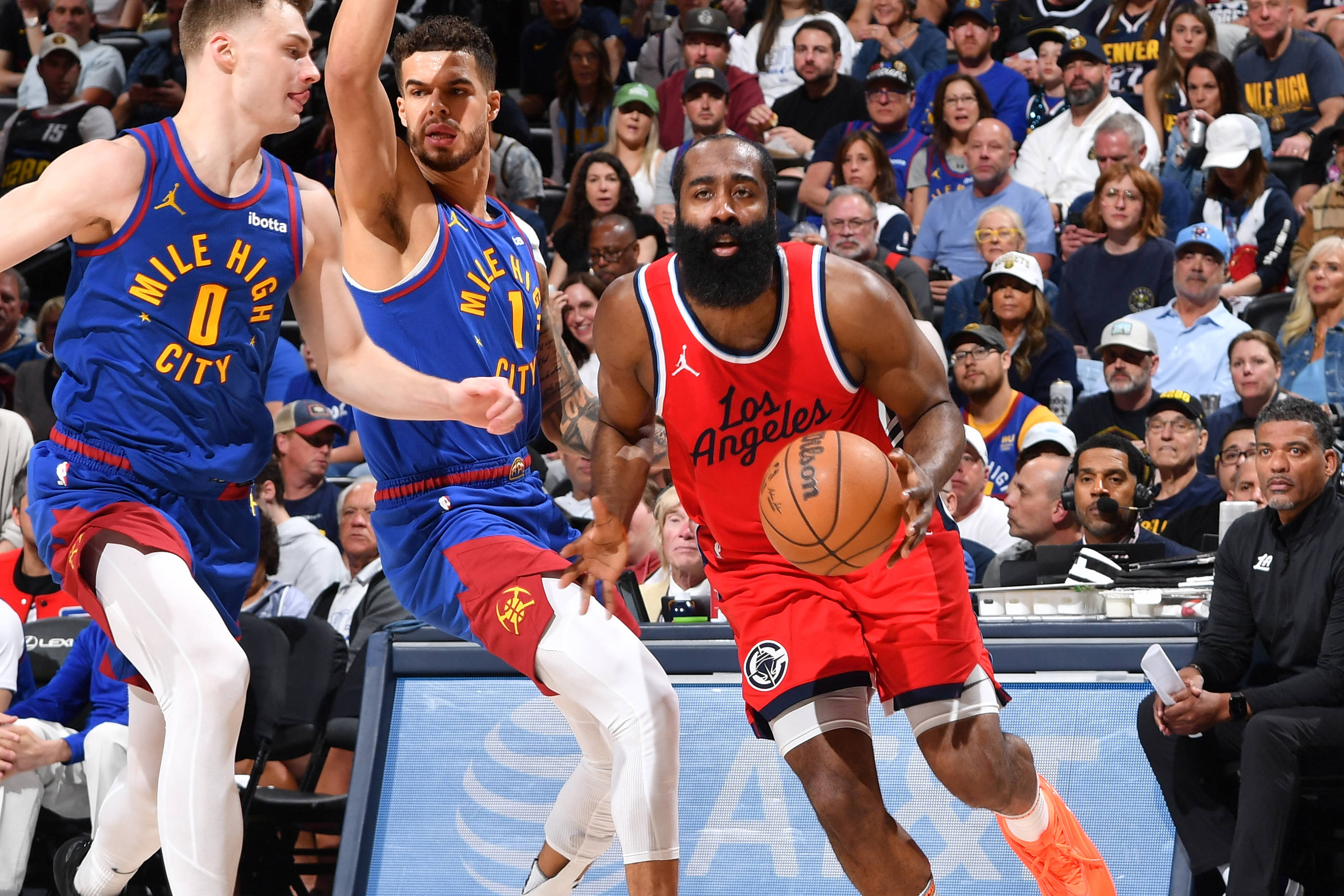 关于国际比赛日体能课后,丹佛掘金防线松动备战NBA总决赛,管理层满意,细节决定成败的信息 关于国际比赛日体能课后,丹佛掘金防线松动备战NBA总决赛,管理层满意,细节决定成败的信息