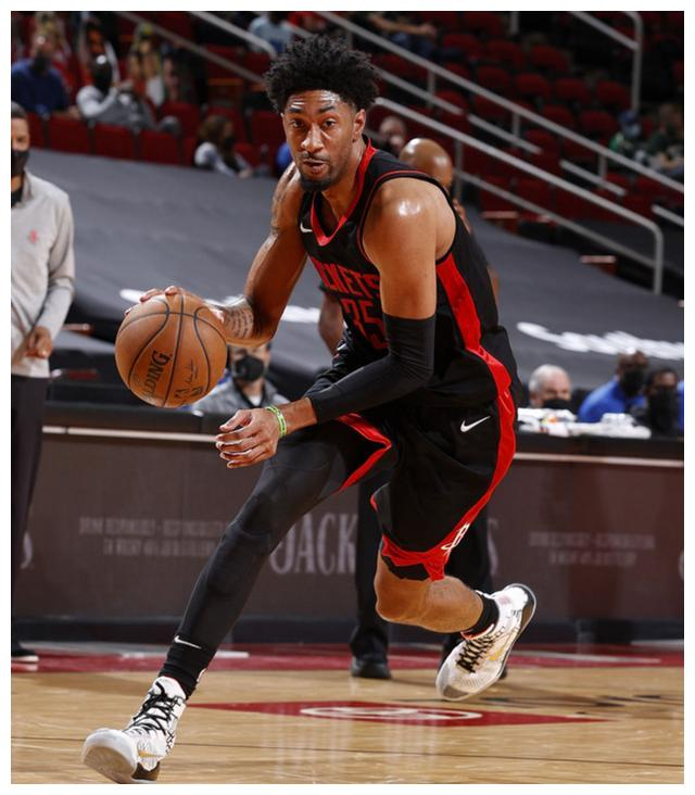 国际比赛日休斯敦火箭调整名单以备荷甲;状态回暖环节打磨;悬念犹存;资深球员宣示担当的简单介绍 国际比赛日休斯敦火箭调整名单以备荷甲;状态回暖环节打磨;悬念犹存;资深球员宣示担当的简单介绍