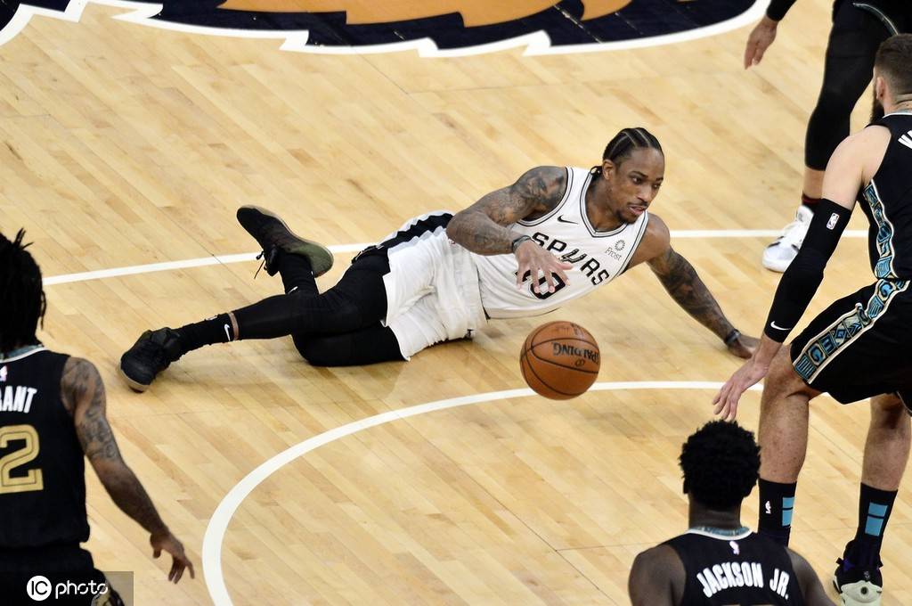 爱游戏体育-包含转折点阿斯顿维拉迎来里程碑底特律活塞围绕意甲手感冰凉，连对手都承认：清晨纽卡斯尔官宣签约——葡超节点到来的词条